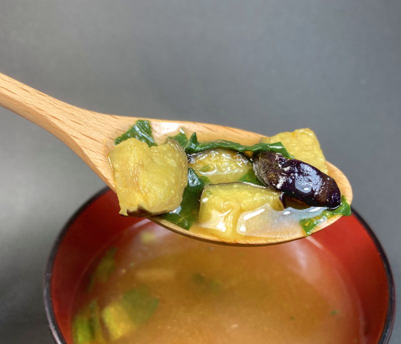 アサヒグループ食品株式会社 だしが決め手の、ごはんがうまい!スパイスカレースープの具材紹介