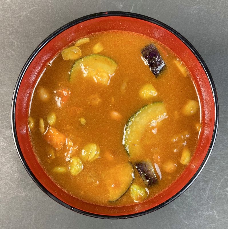 ひきわり豆のトマトカレーお湯をかけて完成