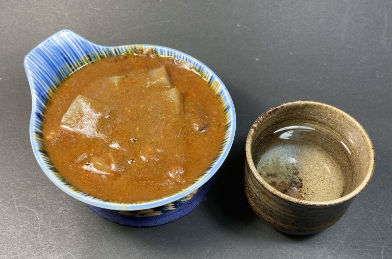 牛すじカレー煮込みと芋焼酎