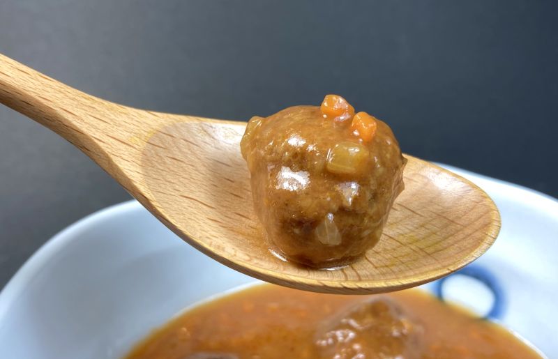 お子さま ミートボールカレー 5粒入 甘口の1つのミートボールの紹介