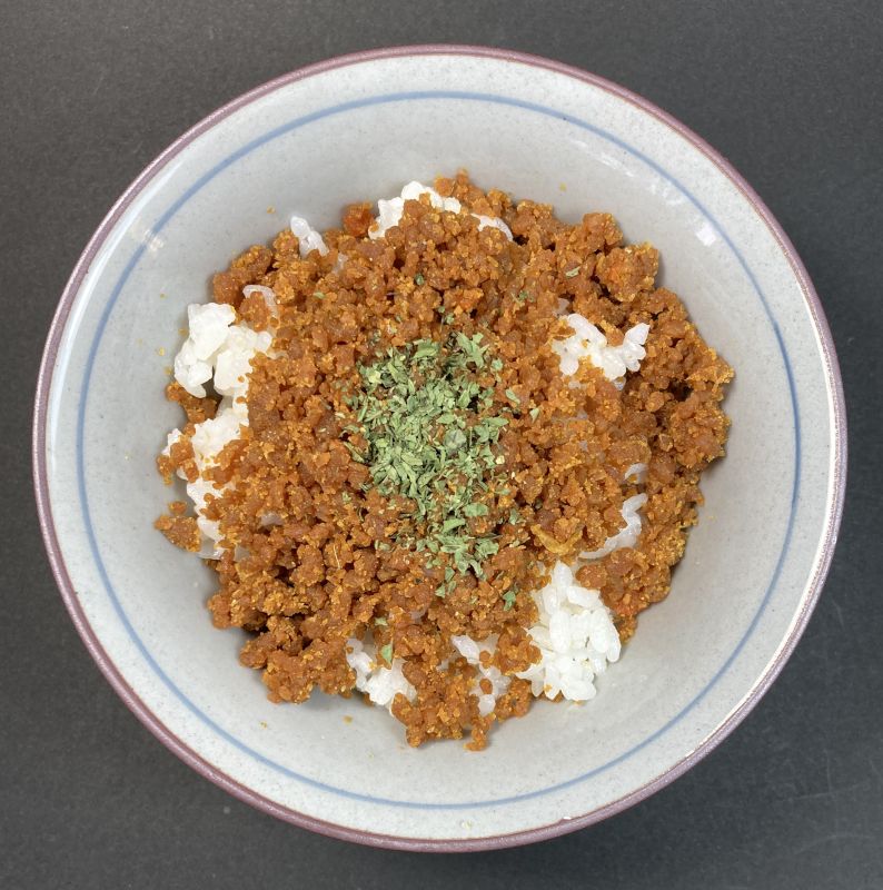 磯じまん株式会社 カレーそぼろちゃん 甘口と乾燥パセリ