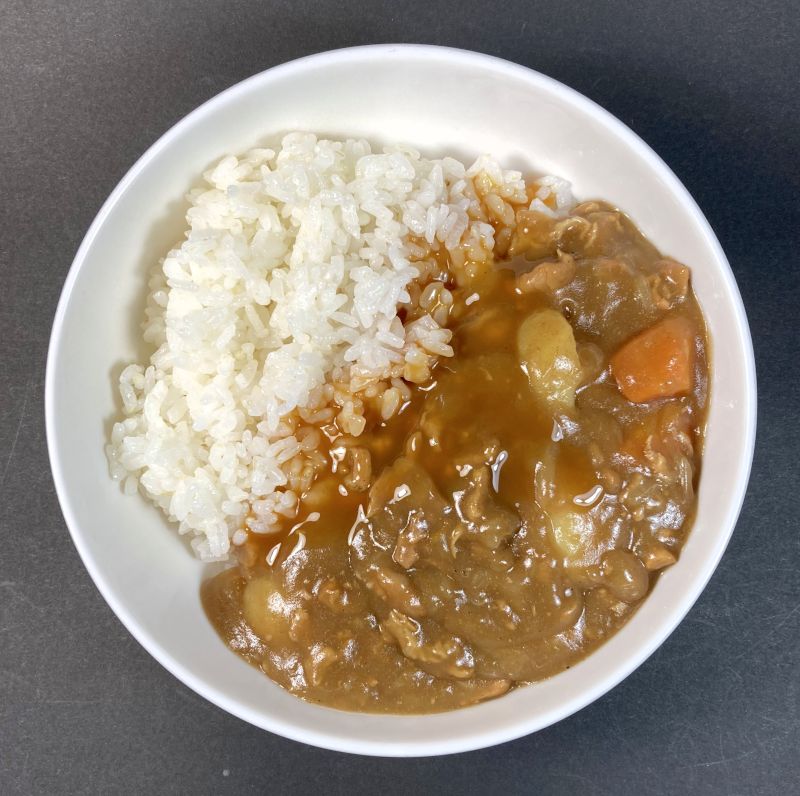 卵のいらない 卵かけご飯の素 鰹風味をカレーにかけてみる