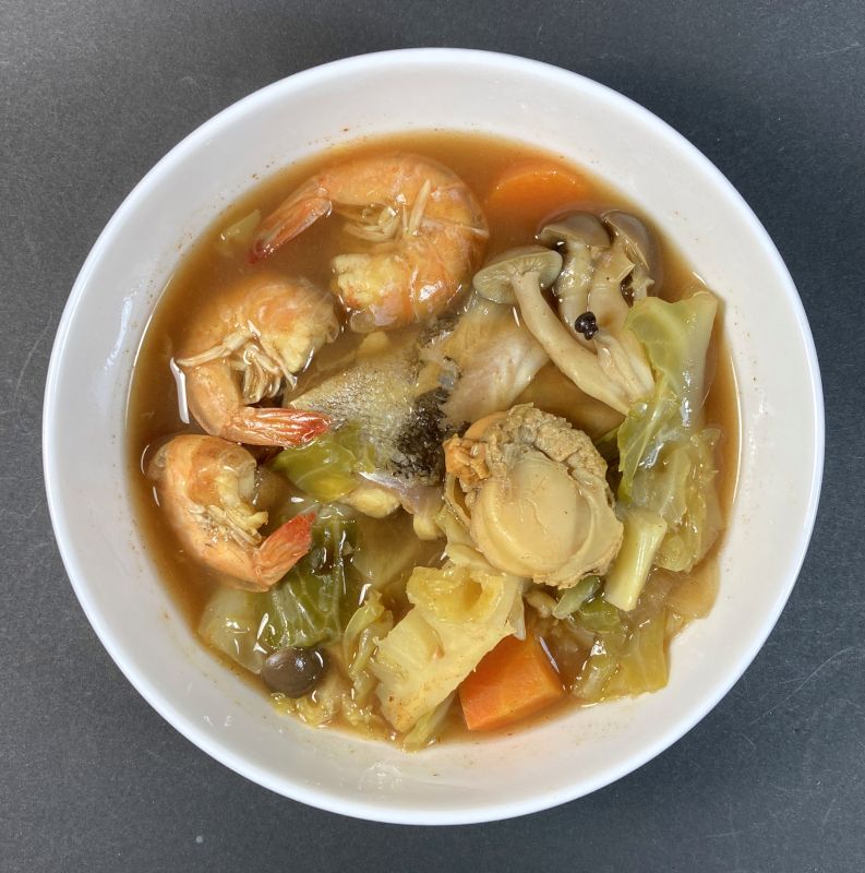 モランボン株式会社 シーフードカレー鍋用スープの完成