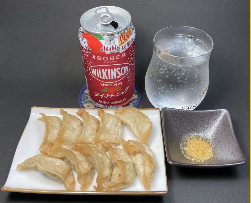 株式会社田子重 大阪王将 カレー塩で食べるつまみ餃子とノンアルコールカクテル