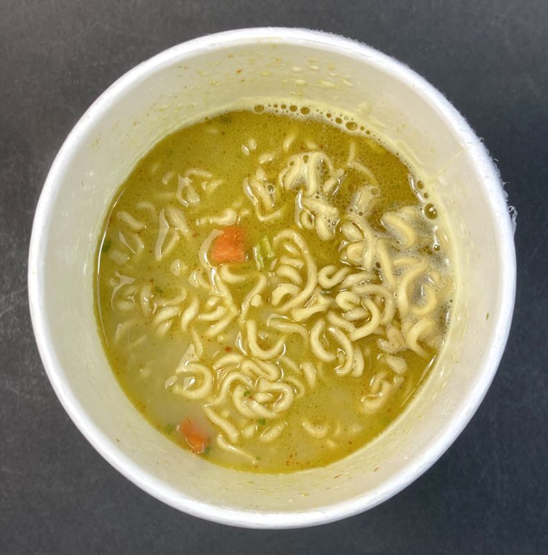 グリーンカレーラーメン出来上がり