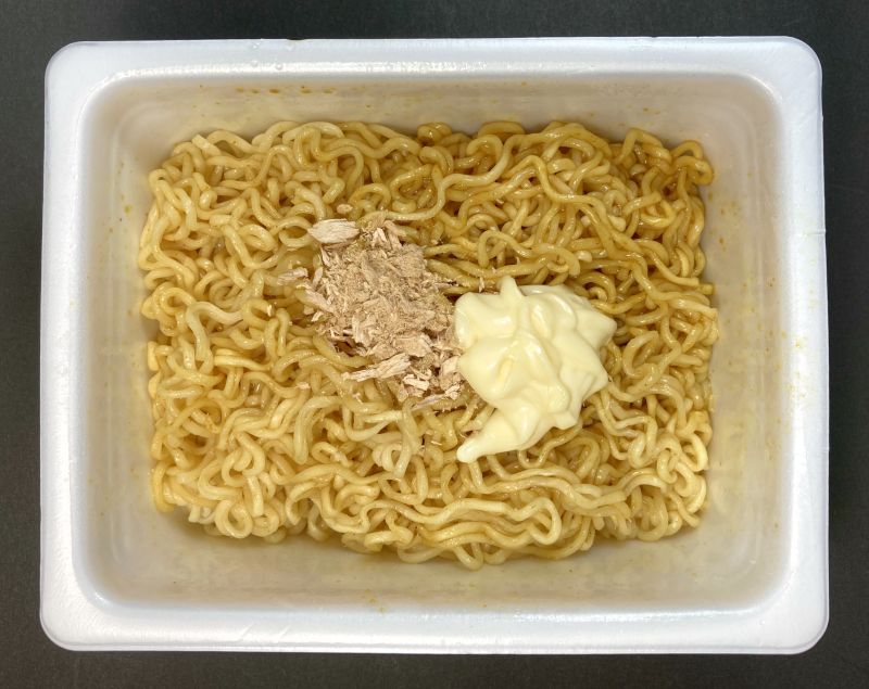 乾燥ツナとマヨネーズ