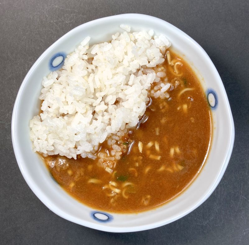 余ったスープでカレーライス