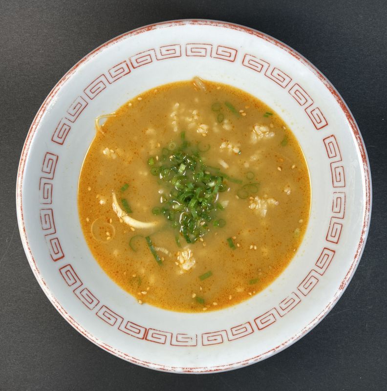 高砂食品株式会社 青森発 味噌カレー牛乳らぁめんのスープでカレーライスにする