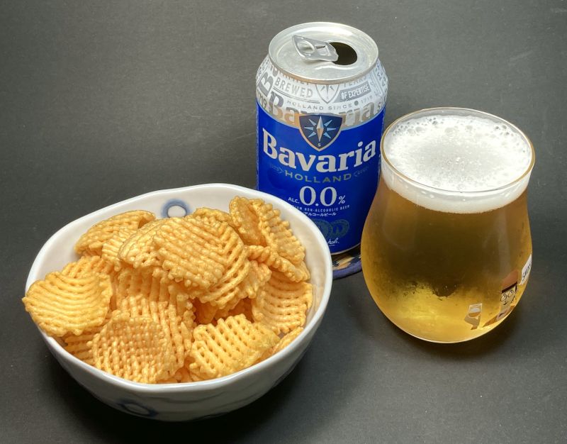 スパイシーカレーの味わい 濃厚カレースナックとノンアルコールビール