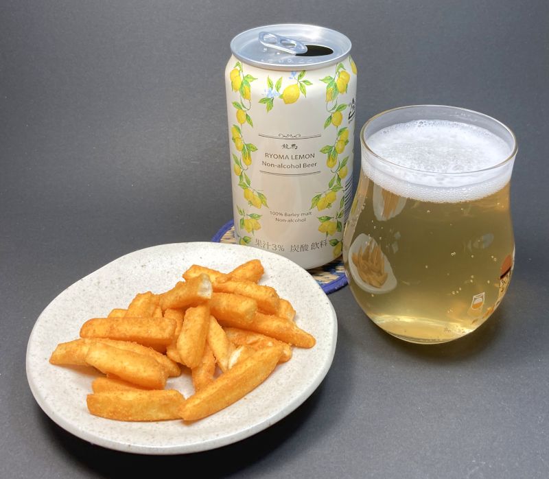 株式会社ノースカラーズ ちいかわ 鬼辛カレー ポテトスティックとノンアルコールビール