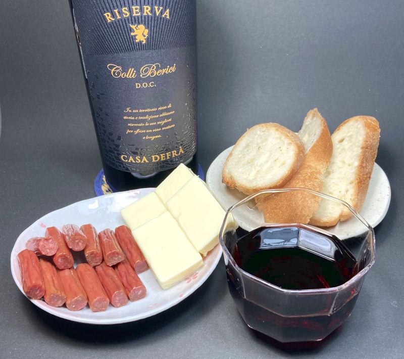 おやつカルパス 欧風カレーboxとワインとチーズとフランスパン