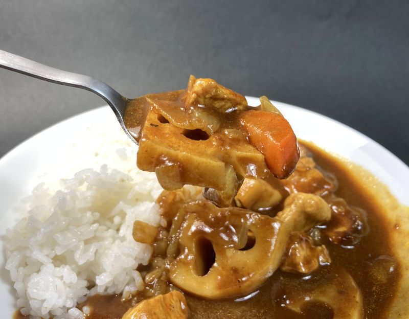 コスモ食品株式会社 カレー・ルー 中辛で作ったカレーの具材の画像