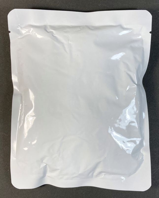 合同会社36チャンバース・オブ・スパイス オーベルジーヌ ビーフカレーのパウチ裏側