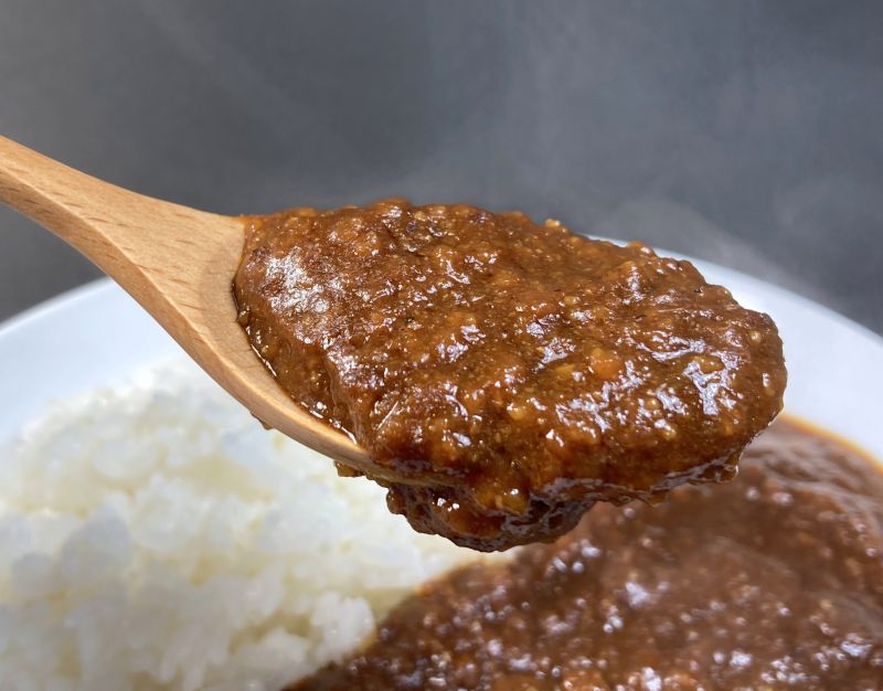 しっかり濃厚キーマカレー中辛の具材紹介