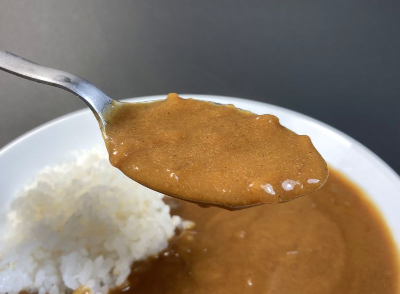 ハウスギャバン株式会社 カリー厨房 きざみ玉ねぎたっぷりの オニオンリッチカレー 中辛の具材紹介