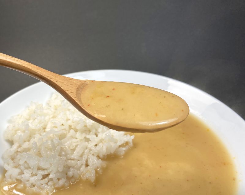 株式会社 mandrillus ココナッツとスパイス香る マンドリルの白いカレーの具材紹介