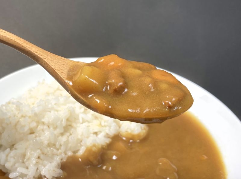 丸美屋食品工業株式会社 期間限定 MINECRAFT カレー ビーフ中辛の具材紹介