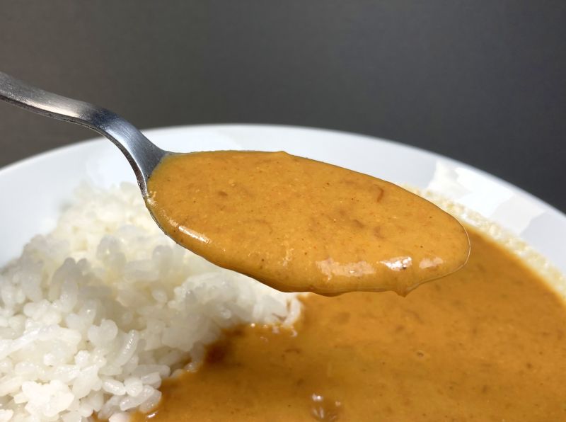 株式会社もへじ 紅ずわい蟹と海老のクリーミーカレーの具材紹介