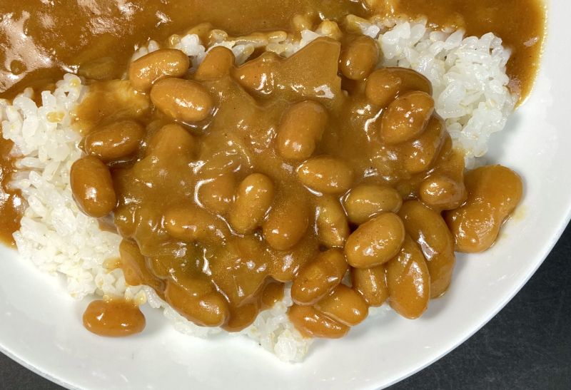 国内産の豆で作ったベジタリアンのための豆カレー中辛の豆紹介