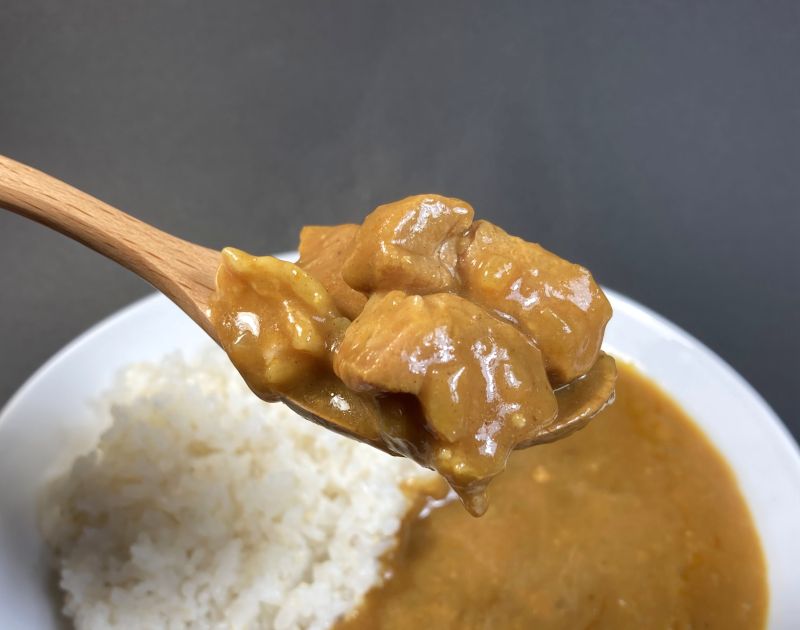 ポークカレー 中辛の具材紹介